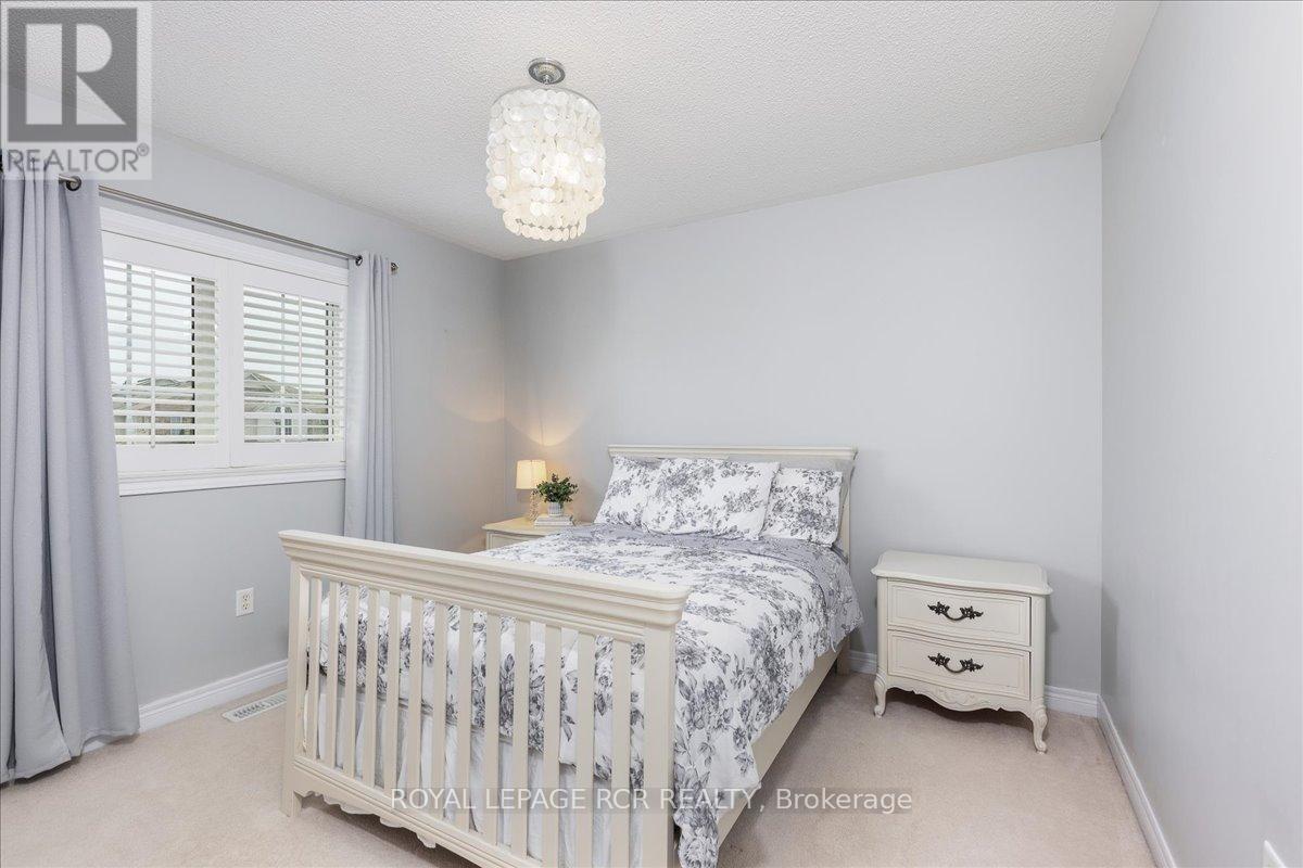 340 King Street E, East Gwillimbury, Ontario  L0G 1M0 - Photo 15 - N12107676