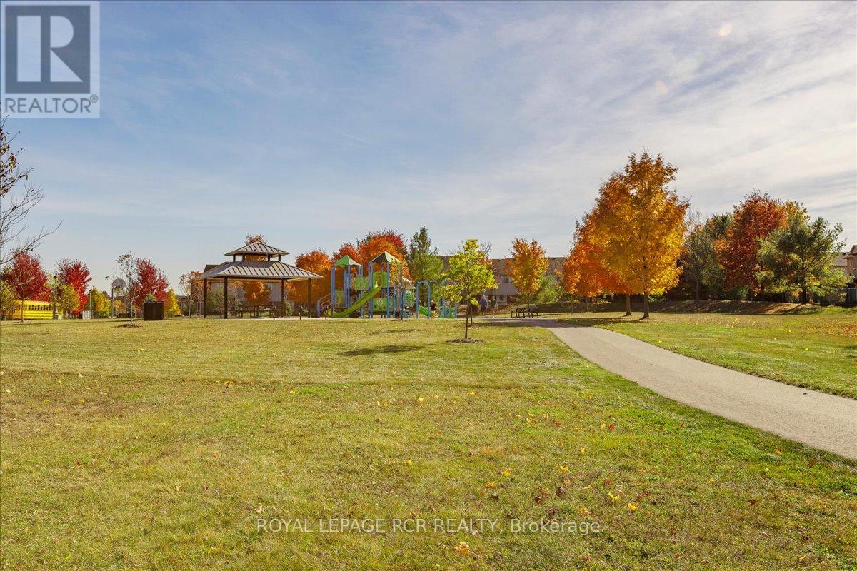 340 King Street E, East Gwillimbury, Ontario  L0G 1M0 - Photo 33 - N12107676