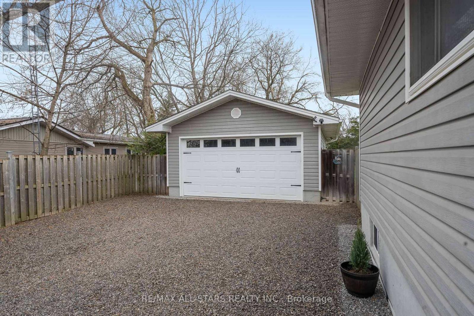 Property at 32 NEWMAN ROAD image 4