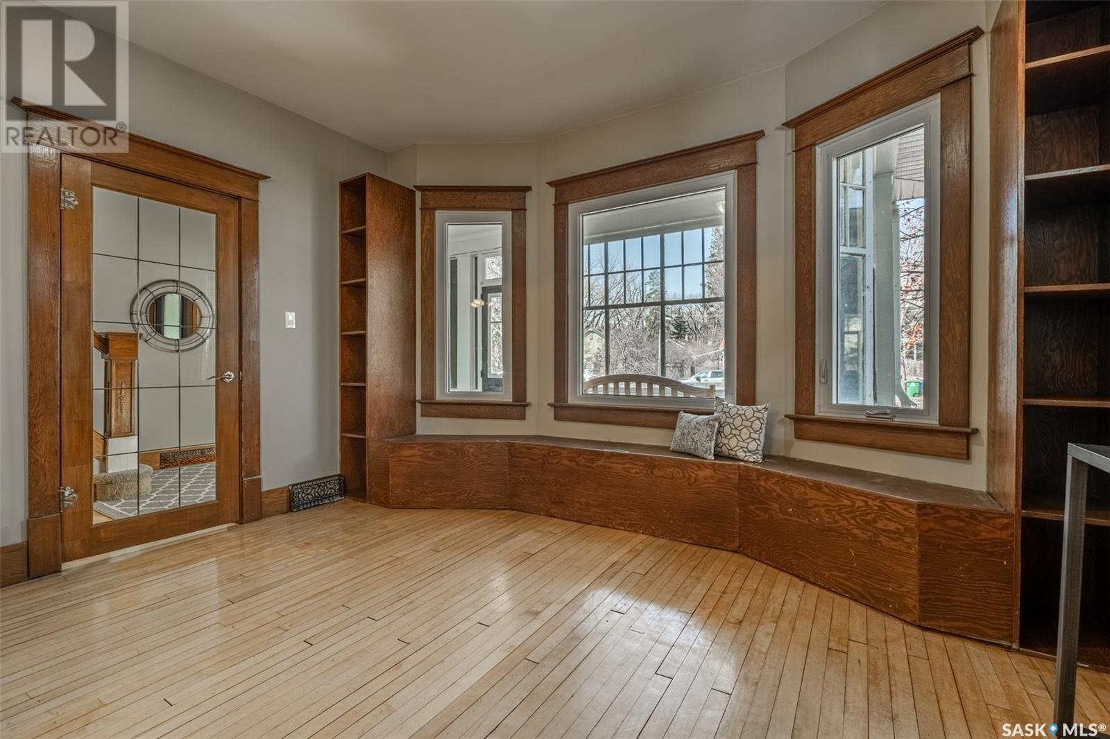 Property at 413 Lansdowne AVENUE image 5