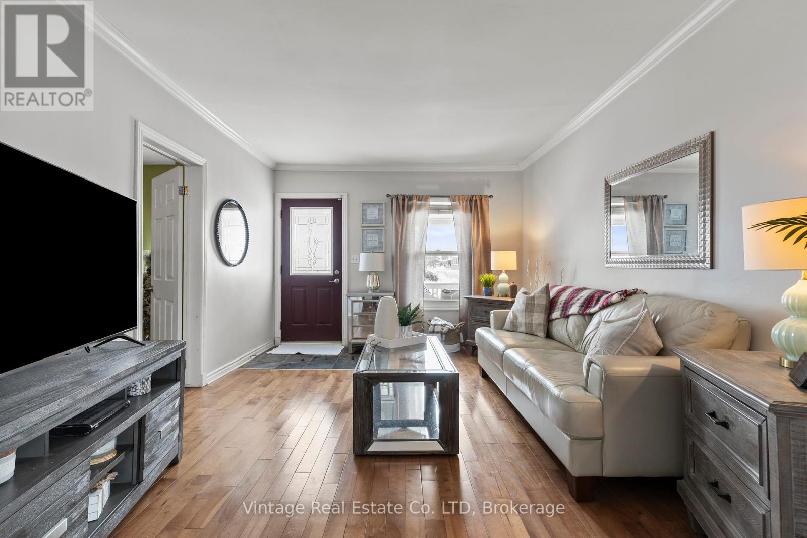 Property at 1 SENECA STREET image 4