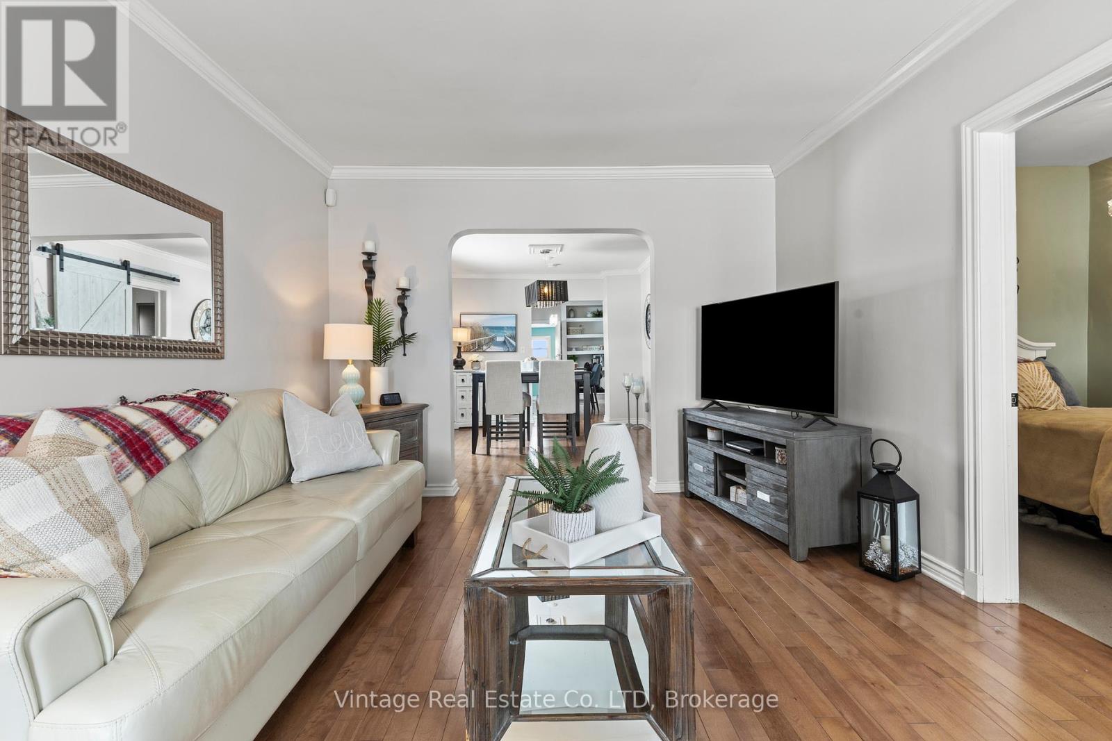 Property at 1 SENECA STREET image 5