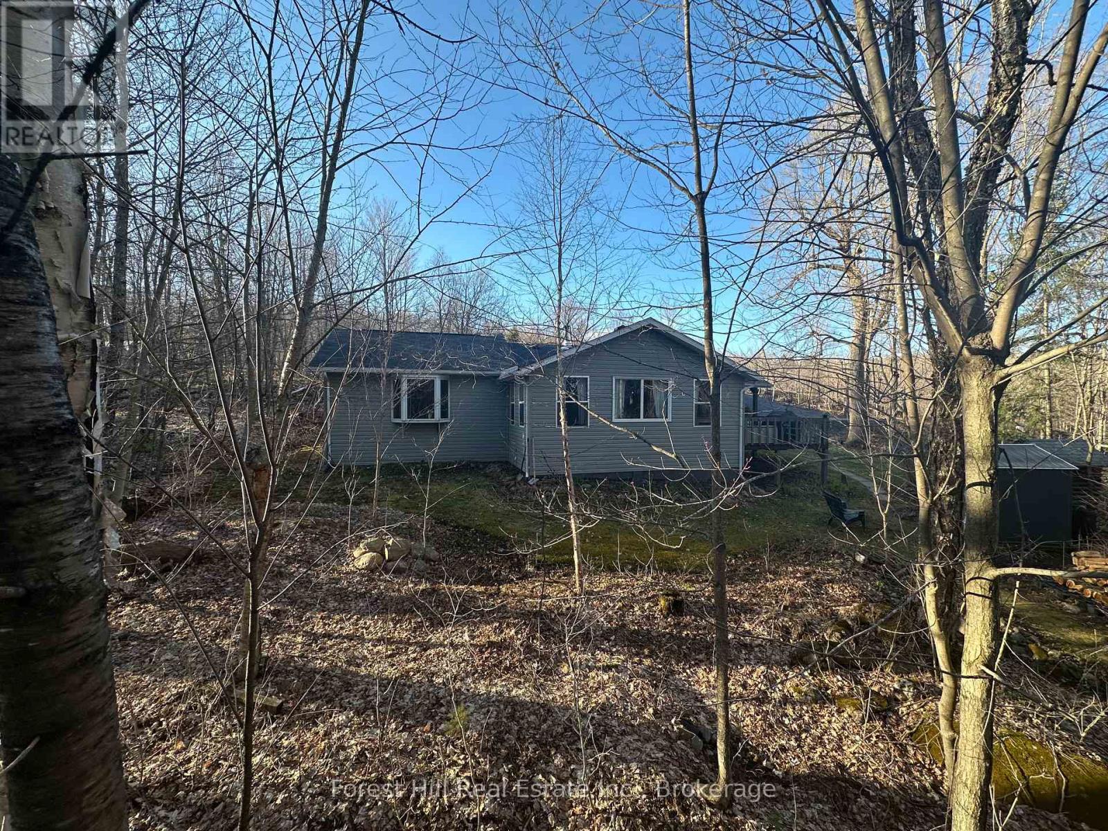258 Victoria Lane, Parry Sound Remote Area, Ontario  P0H 1A0 - Photo 10 - X12107780