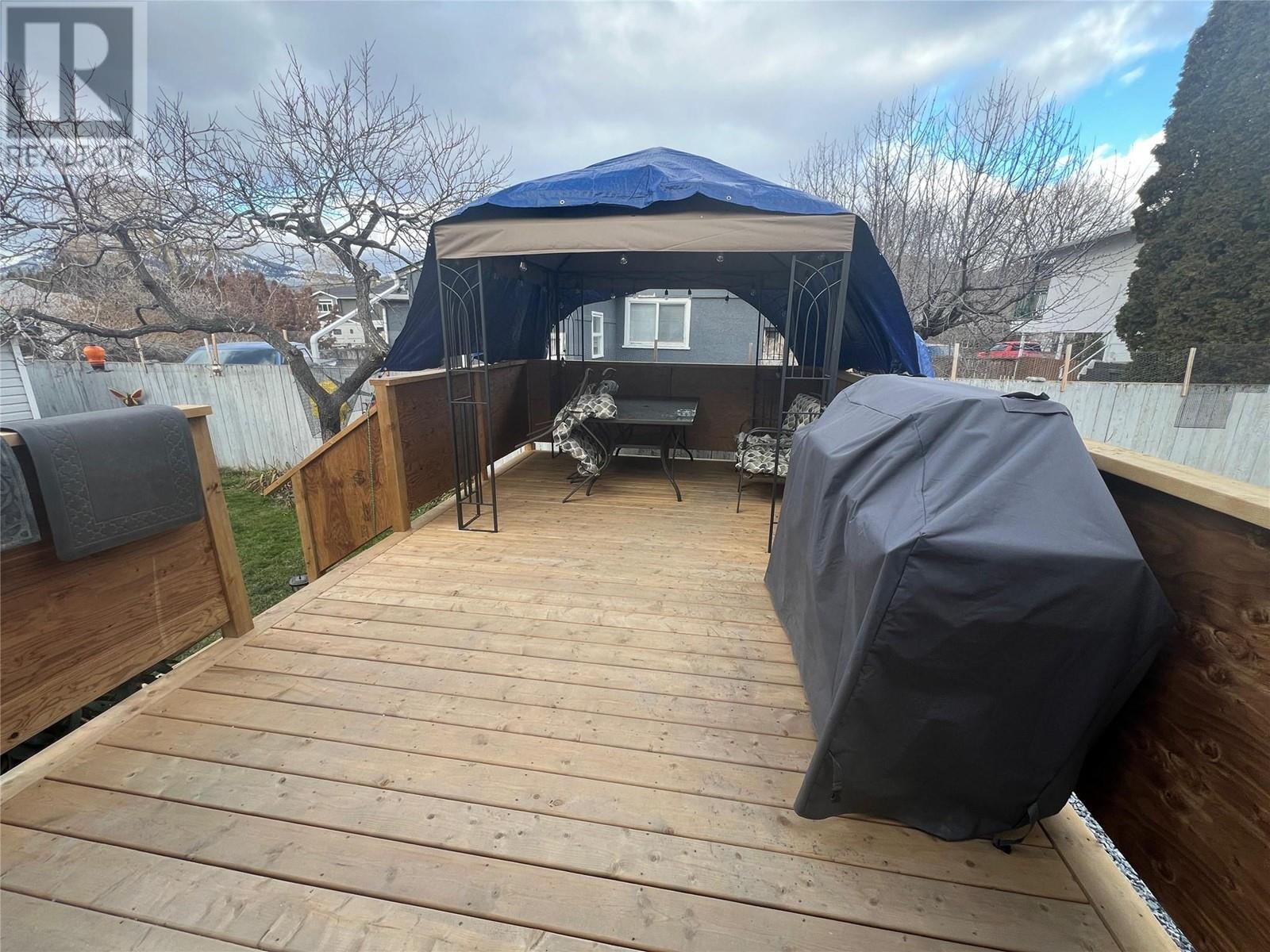 880 Caroline Street, Kamloops, British Columbia  V2B 5N1 - Photo 6 - 10333157