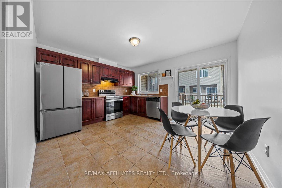 1028 Pampero Crescent, Ottawa, Ontario  K2S 0N4 - Photo 14 - X12107790