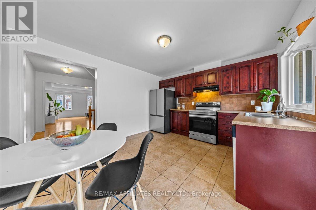 1028 Pampero Crescent, Ottawa, Ontario  K2S 0N4 - Photo 19 - X12107790