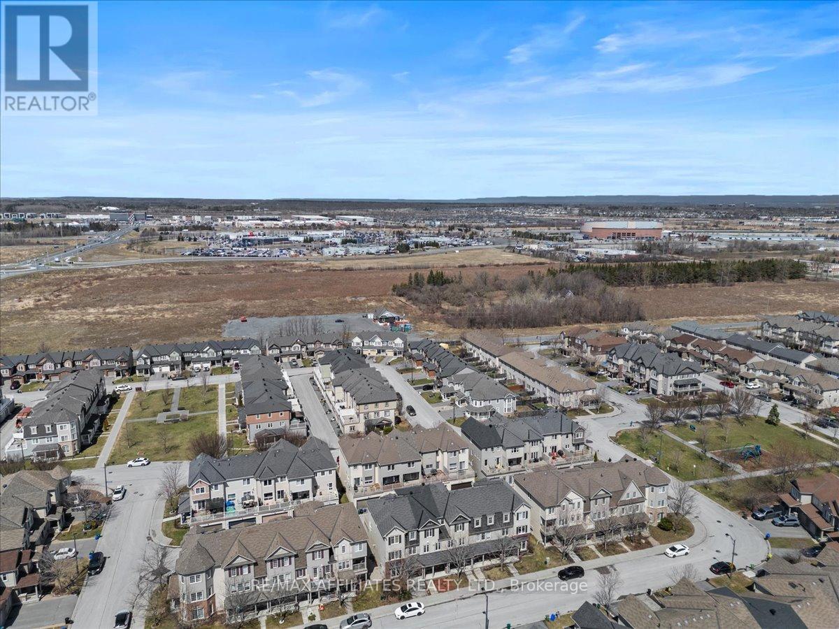1028 Pampero Crescent, Ottawa, Ontario  K2S 0N4 - Photo 34 - X12107790