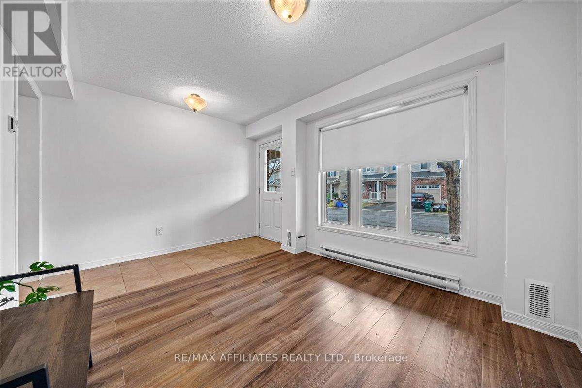 1028 Pampero Crescent, Ottawa, Ontario  K2S 0N4 - Photo 6 - X12107790