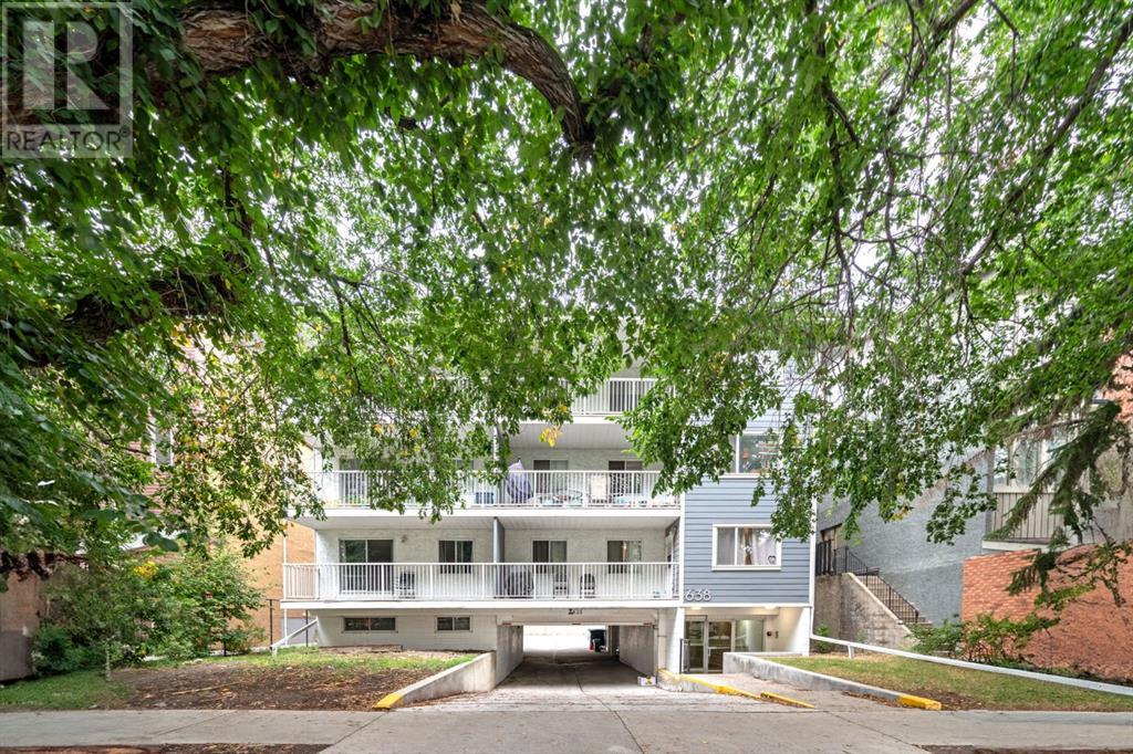 Property at 302, 638 Meredith Road NE image 2