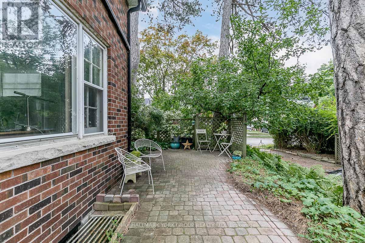 78 Wells Street, Aurora (Aurora Village), Ontario  L4G 1S9 - Photo 15 - N12107736