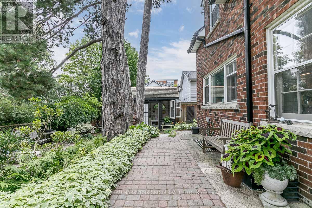 78 Wells Street, Aurora (Aurora Village), Ontario  L4G 1S9 - Photo 19 - N12107736