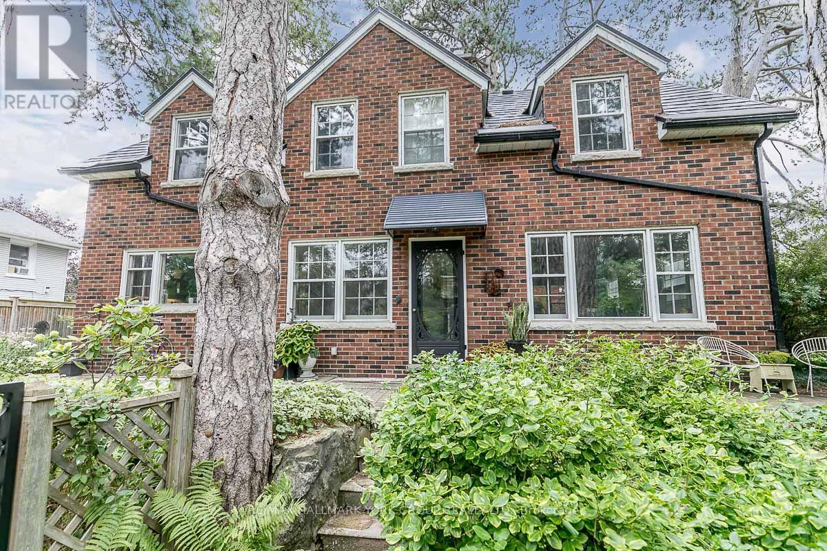 78 Wells Street, Aurora (Aurora Village), Ontario  L4G 1S9 - Photo 2 - N12107736