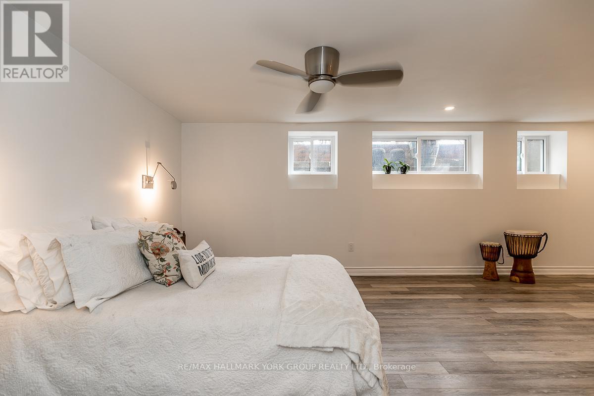 78 Wells Street, Aurora (Aurora Village), Ontario  L4G 1S9 - Photo 39 - N12107736