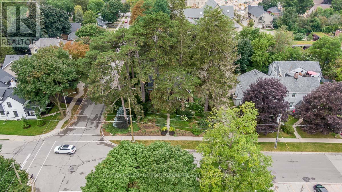78 Wells Street, Aurora (Aurora Village), Ontario  L4G 1S9 - Photo 49 - N12107736