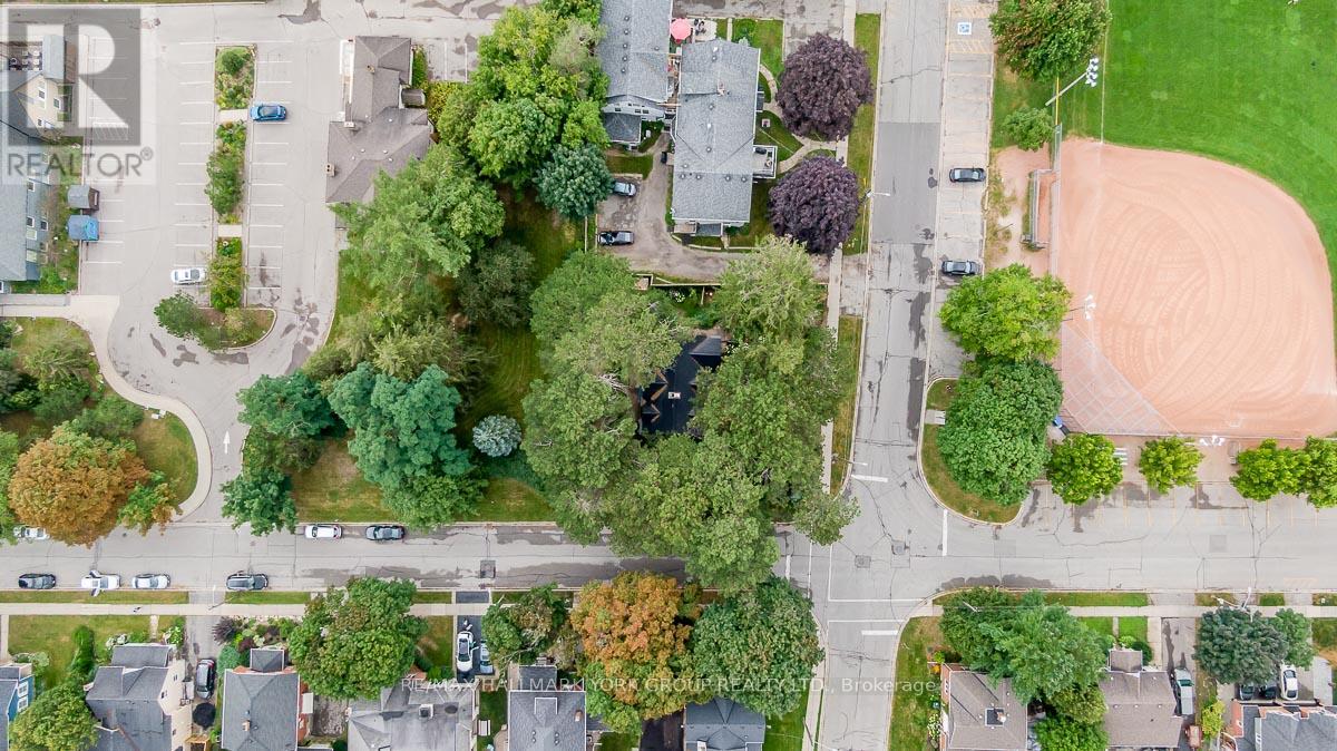 78 Wells Street, Aurora (Aurora Village), Ontario  L4G 1S9 - Photo 50 - N12107736