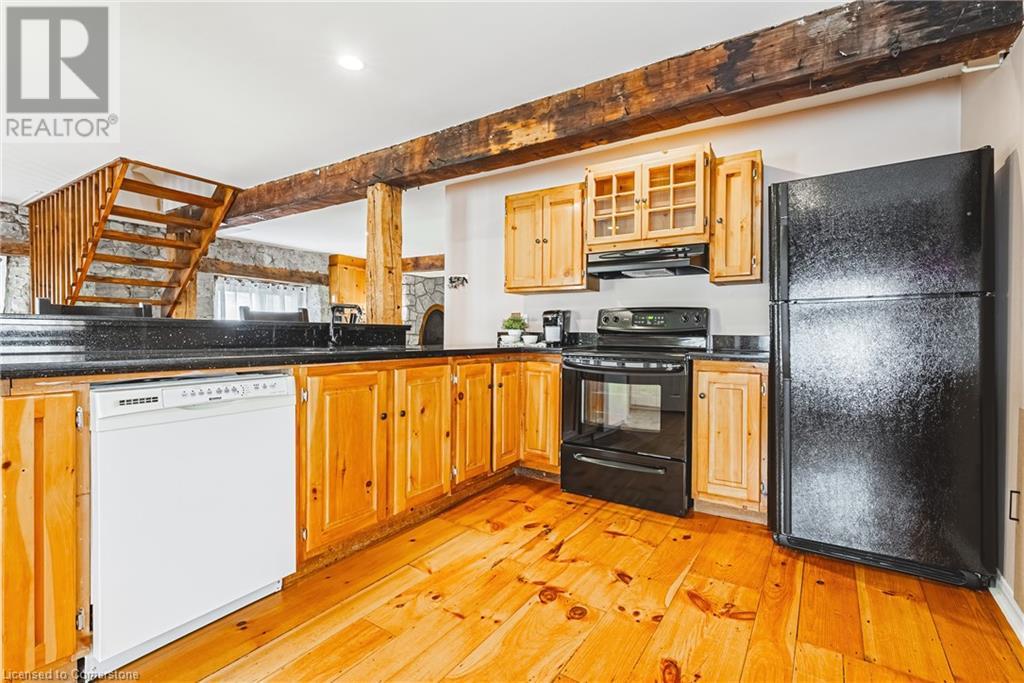 110 Freelton Road, Flamborough, Ontario  L8B 0Z3 - Photo 6 - 40717085
