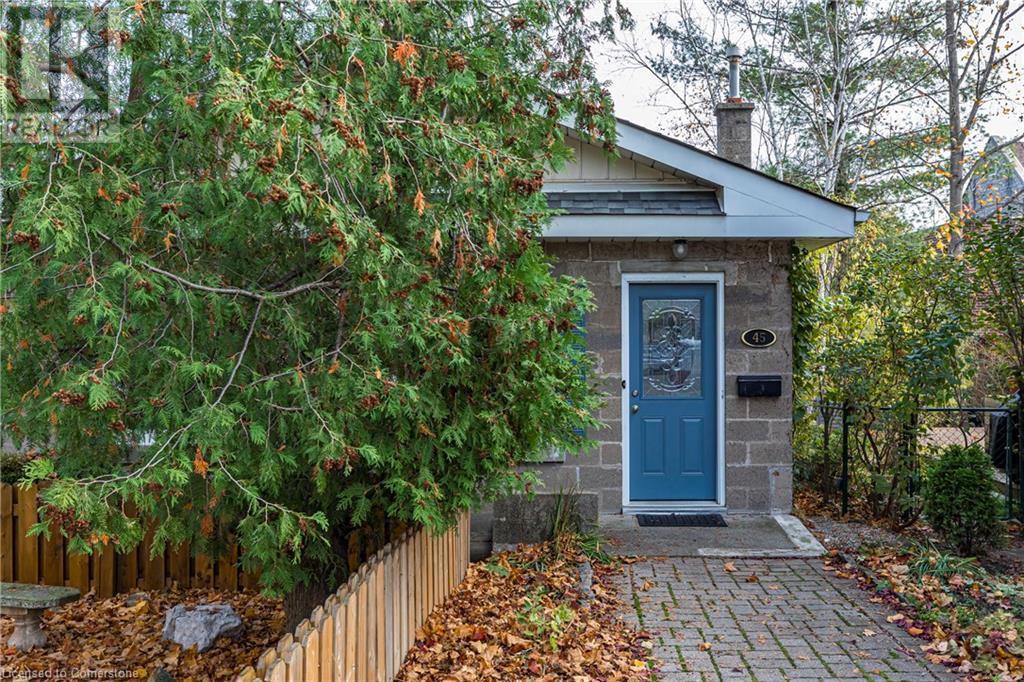 Property at 45 MARKET Street N image 3