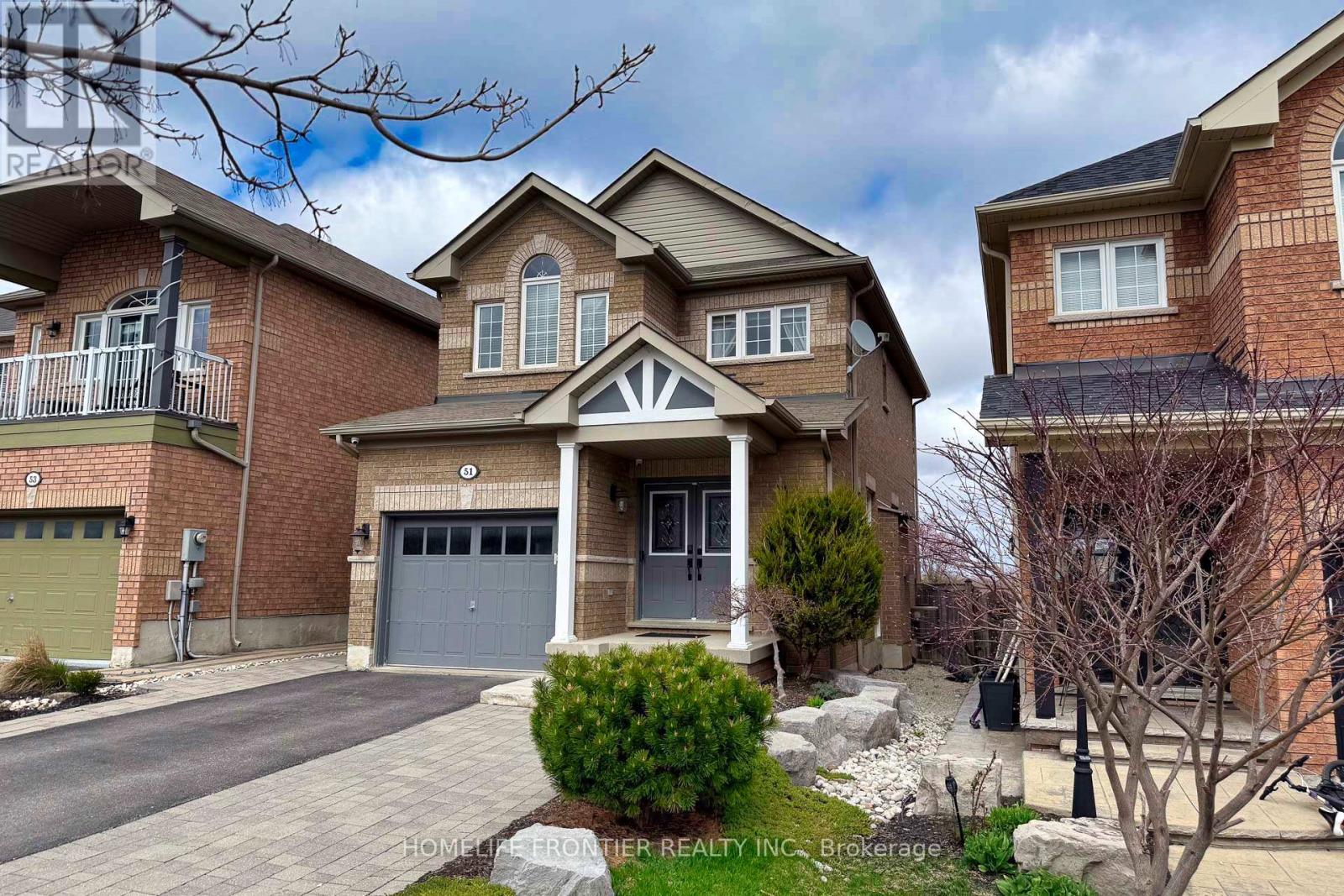 Property at 51 EAGLEVIEW WAY image 2