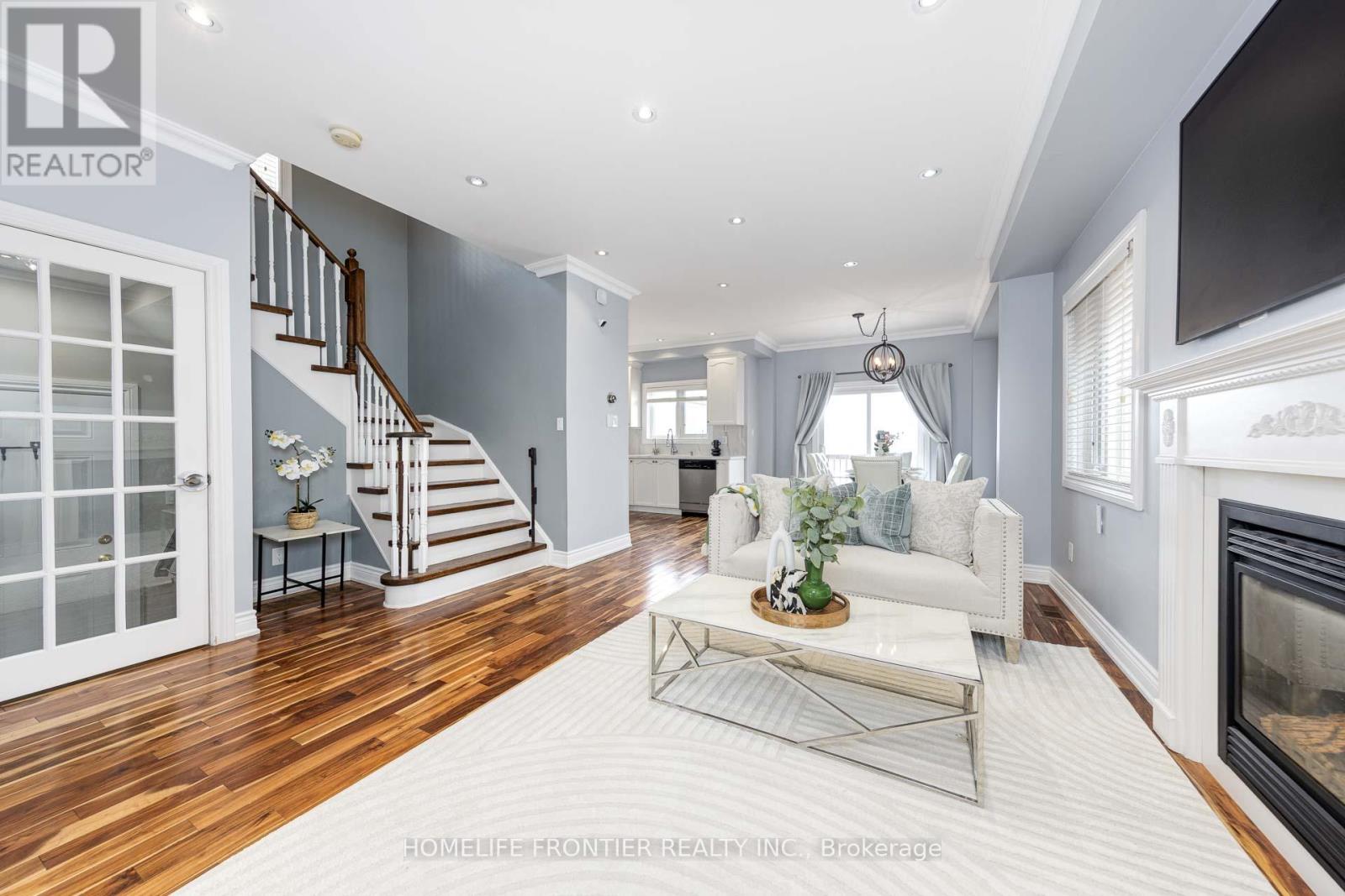 Property at 51 EAGLEVIEW WAY image 4