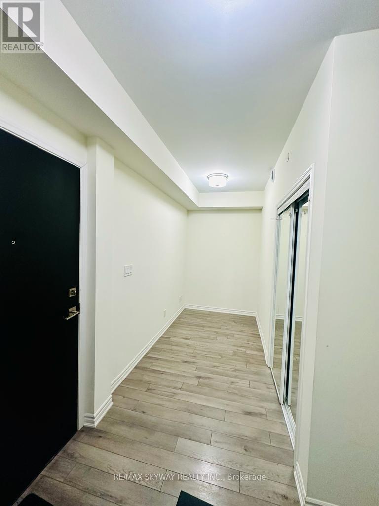 304 - 200 Lagerfeld Drive W, Brampton, Ontario  L7A 5G5 - Photo 11 - W12107753