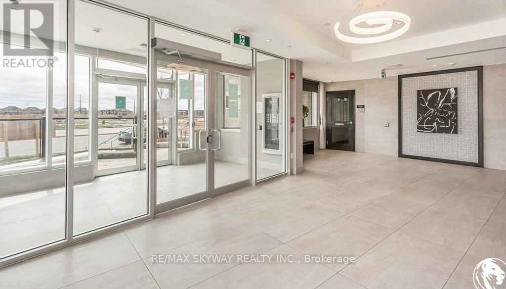 304 - 200 Lagerfeld Drive W, Brampton, Ontario  L7A 5G5 - Photo 2 - W12107753