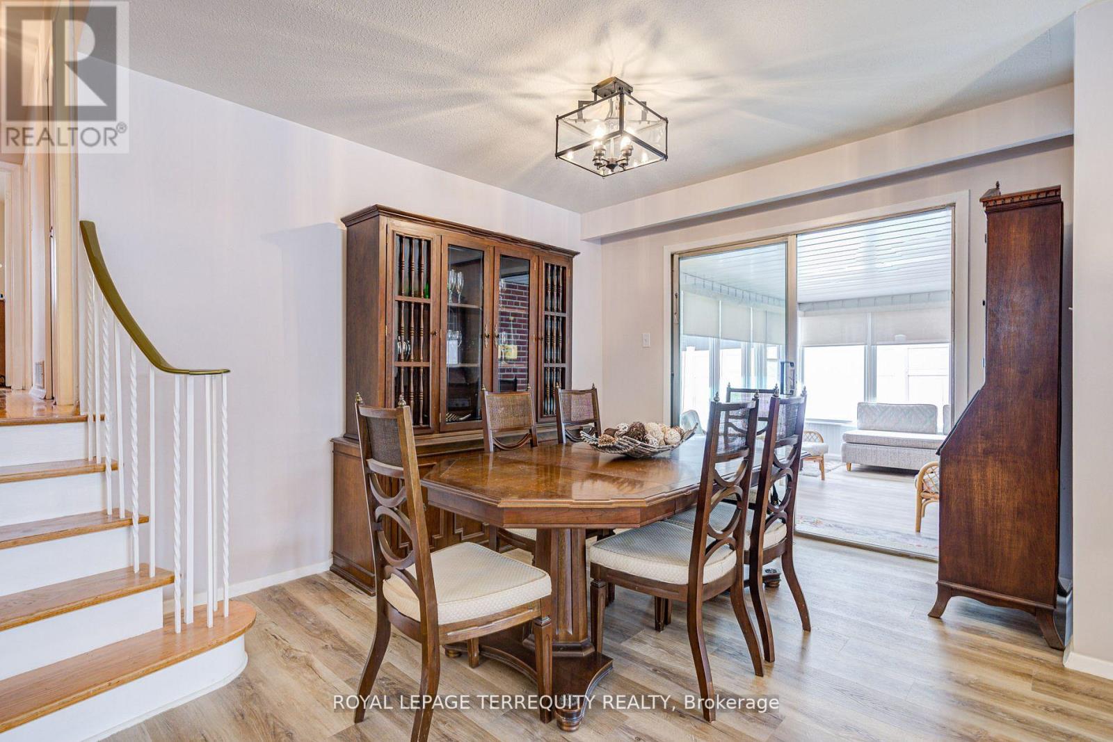 Property at 6 WINTERSET CRESCENT image 5