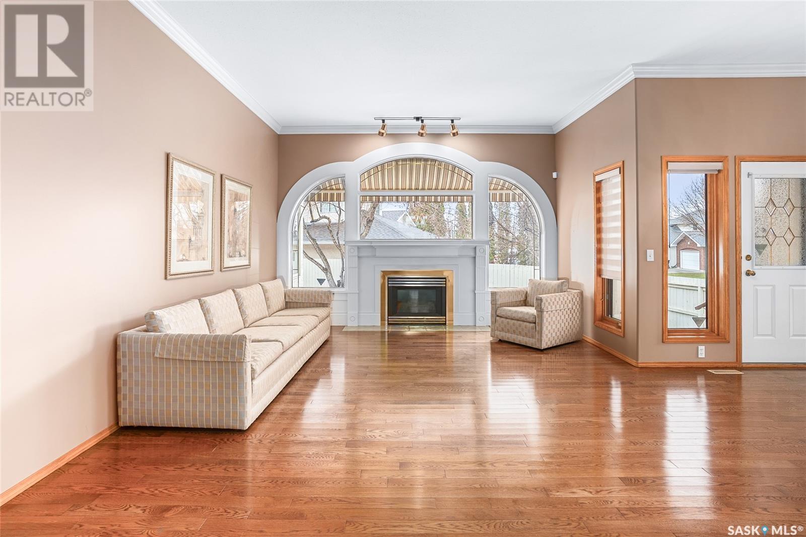 Property at 202 Collins TERRACE image 5