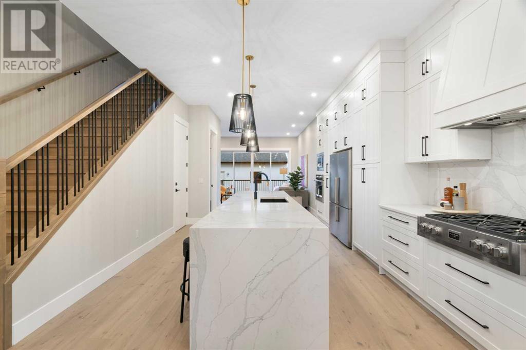 Property at 2414 35 Street SW image 5