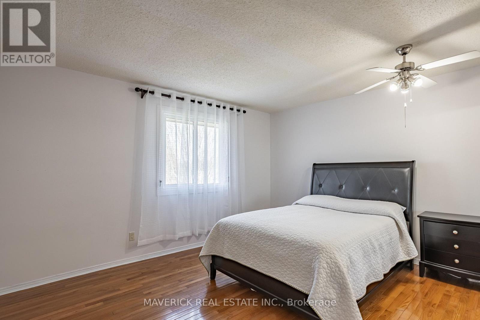 Photo 15 of 33 for 107 Ardsley Crescent