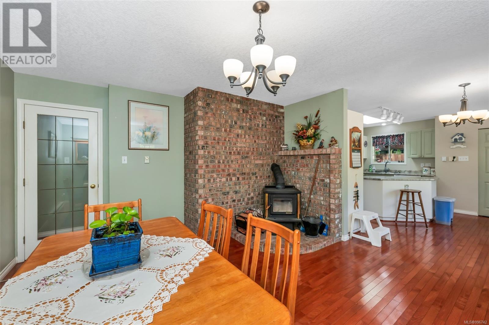 Property at 4759 Yellow Point Rd image 5