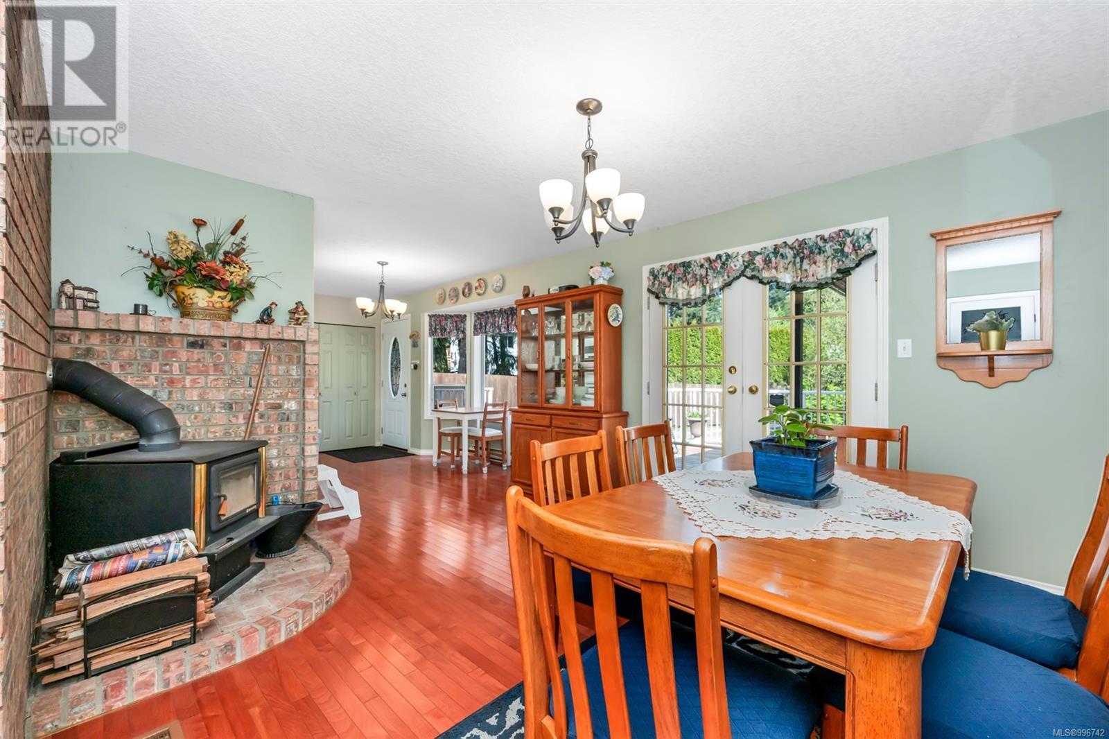 Property at 4759 Yellow Point Rd image 4