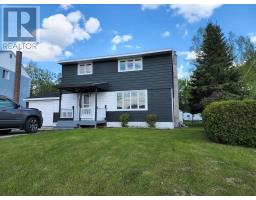 32 Mona DR