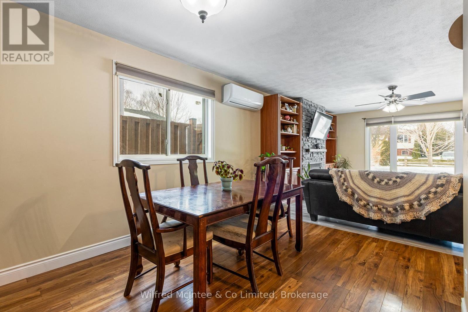 335 Bricker Street, Saugeen Shores, Ontario N0H 2C1 - Photo 18 - X12089948