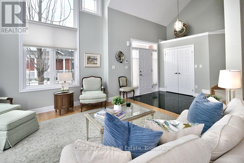 13 Collship Lane, Collingwood, Ontario  L9Y 0J6 - Photo 4 - S12107898