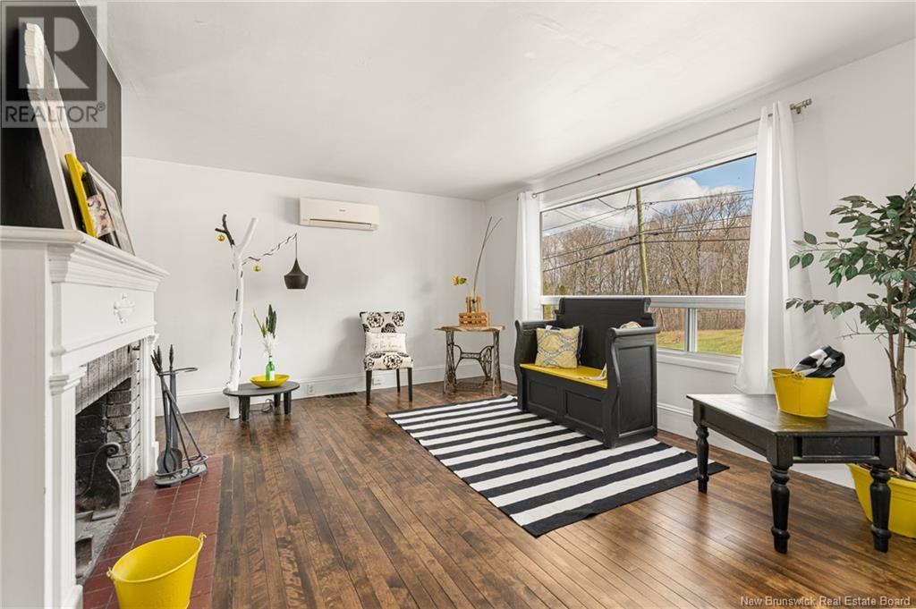 Property at 117 Leonard Street image 3