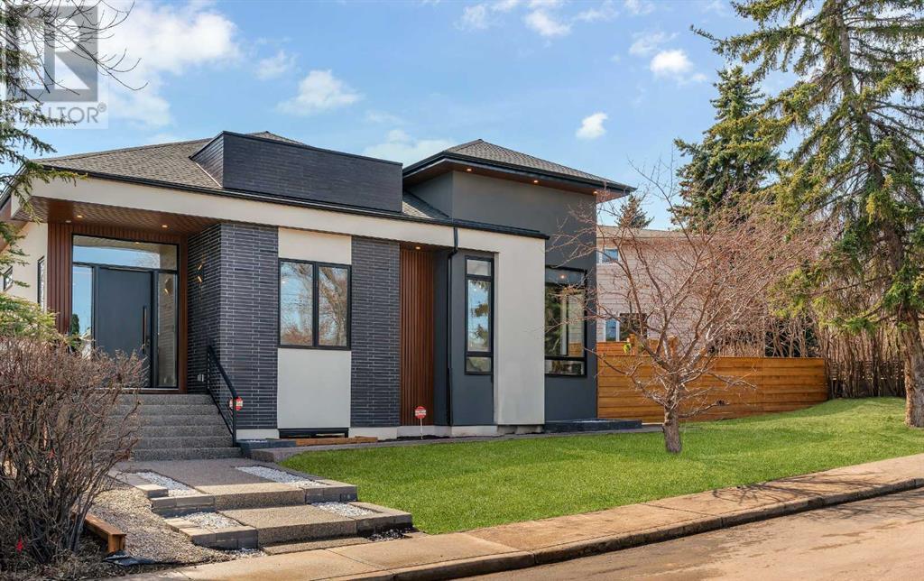 Property at 1027 39 Avenue NW image 1