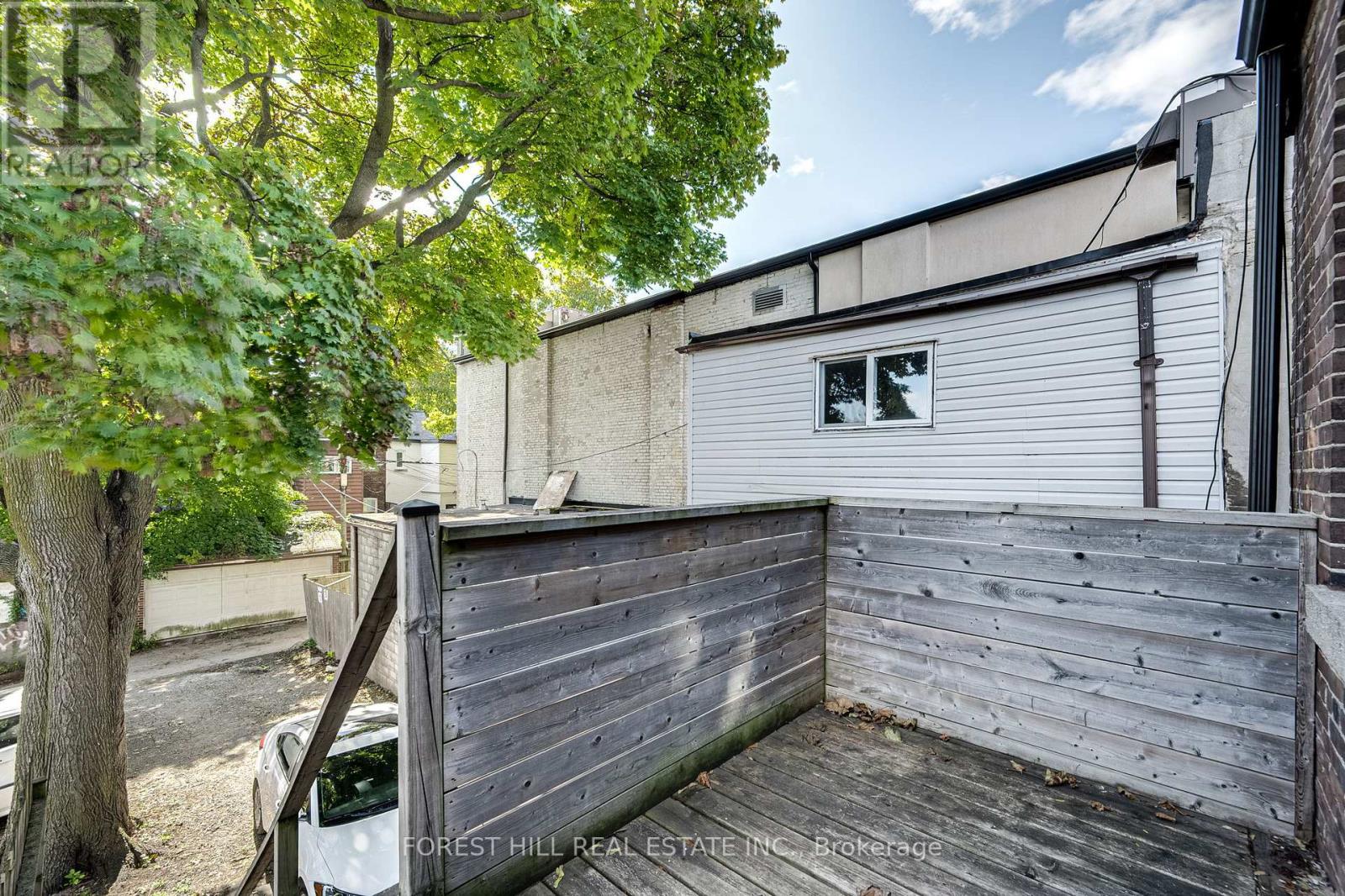 200 - 659 St Clair Avenue W, Toronto (Wychwood), Ontario  M6K 0G7 - Photo 19 - C12107814