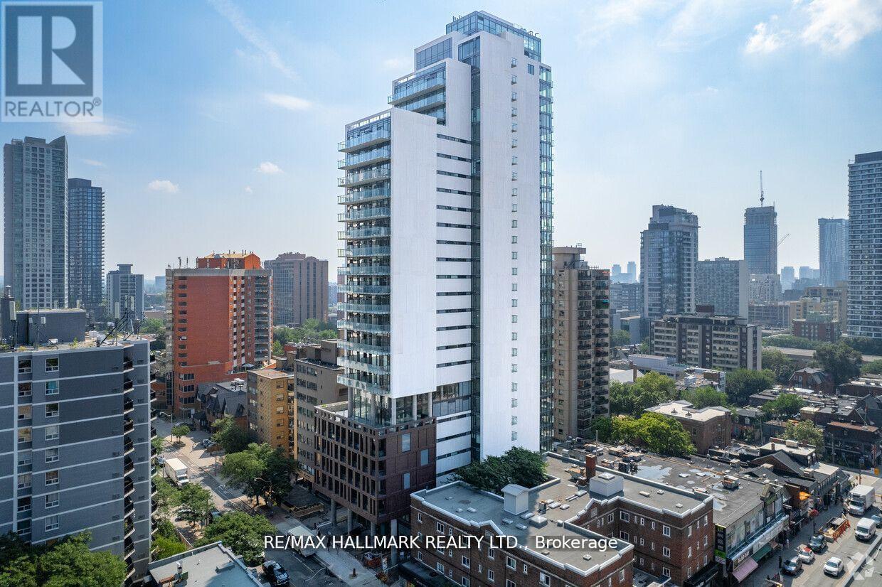 1105 - 81 Wellesley Street E, Toronto, Ontario  M4Y 1H8 - Photo 1 - C12107937