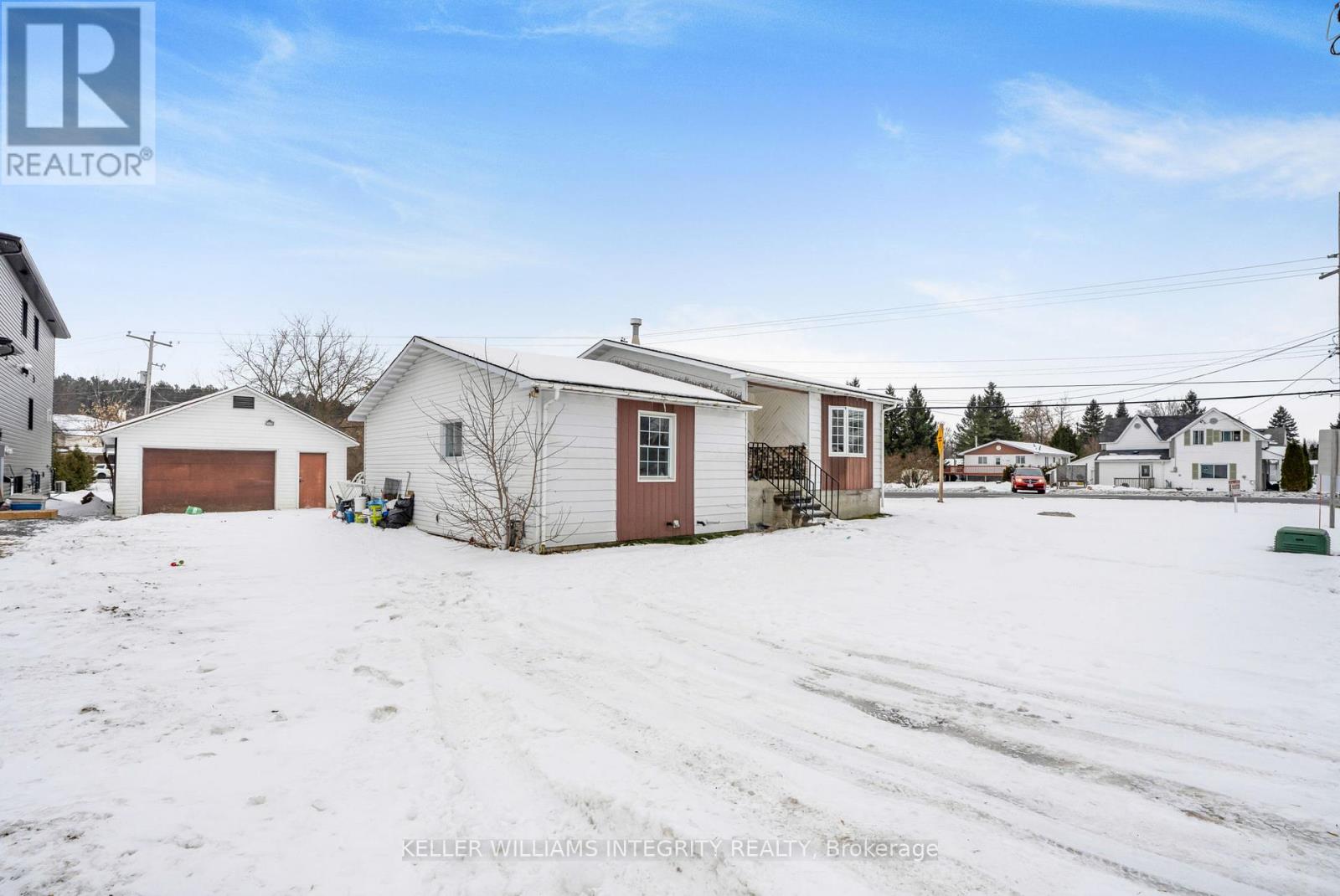 Property at 120 HERBERT STREET image 2