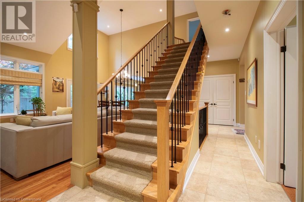 56 April Court, Hamilton, Ontario  L9G 1A1 - Photo 13 - 40722143