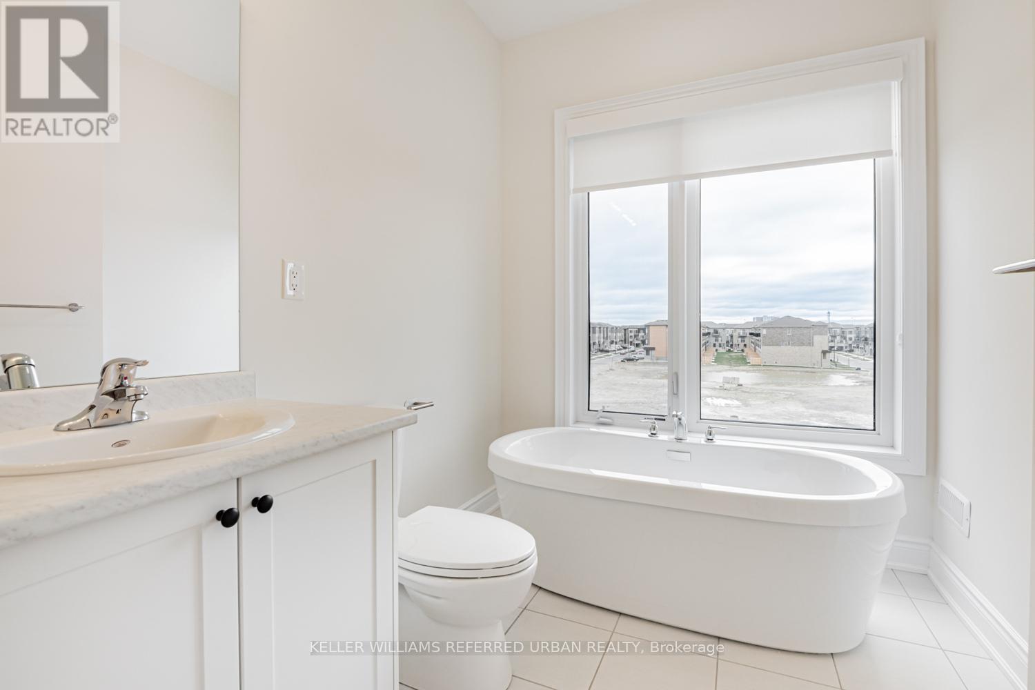 351 Tennant Circle, Vaughan (Vellore Village), Ontario  L4H 5L2 - Photo 24 - N12107821