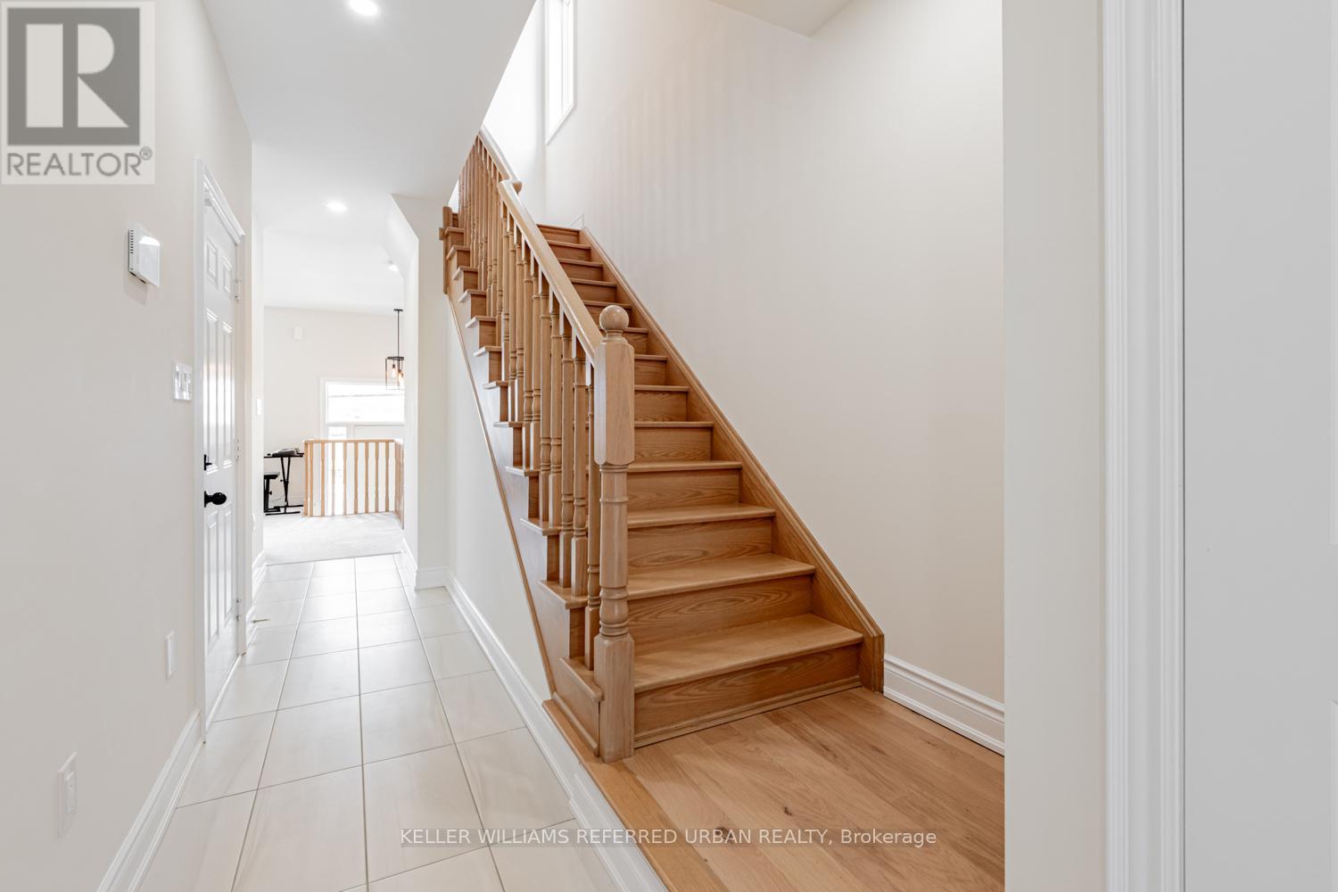 351 Tennant Circle, Vaughan (Vellore Village), Ontario  L4H 5L2 - Photo 8 - N12107821