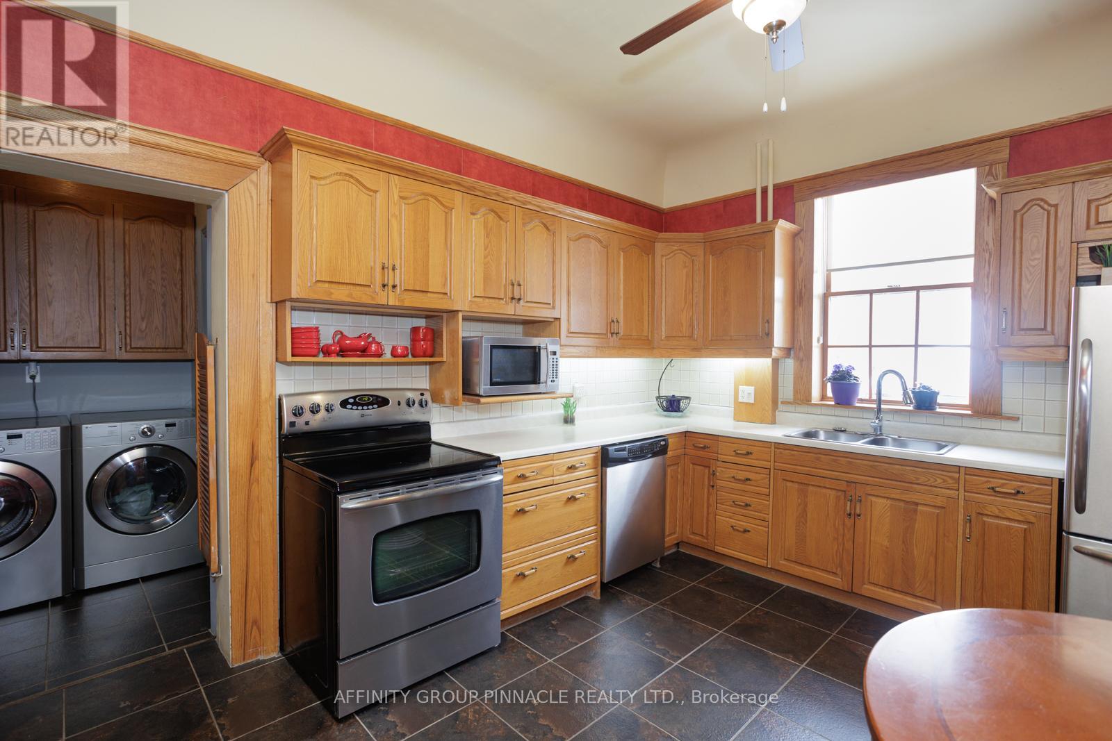 22 Francis Street, Kawartha Lakes, Ontario  K9V 3R6 - Photo 16 - X12006523
