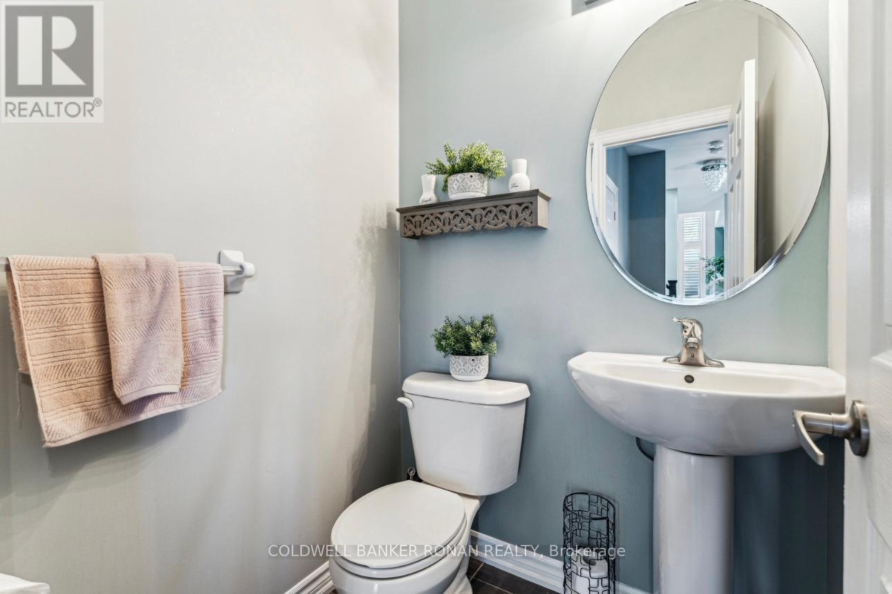 7 Pearl Street, Wasaga Beach, Ontario  L9Z 0G9 - Photo 23 - S12107903