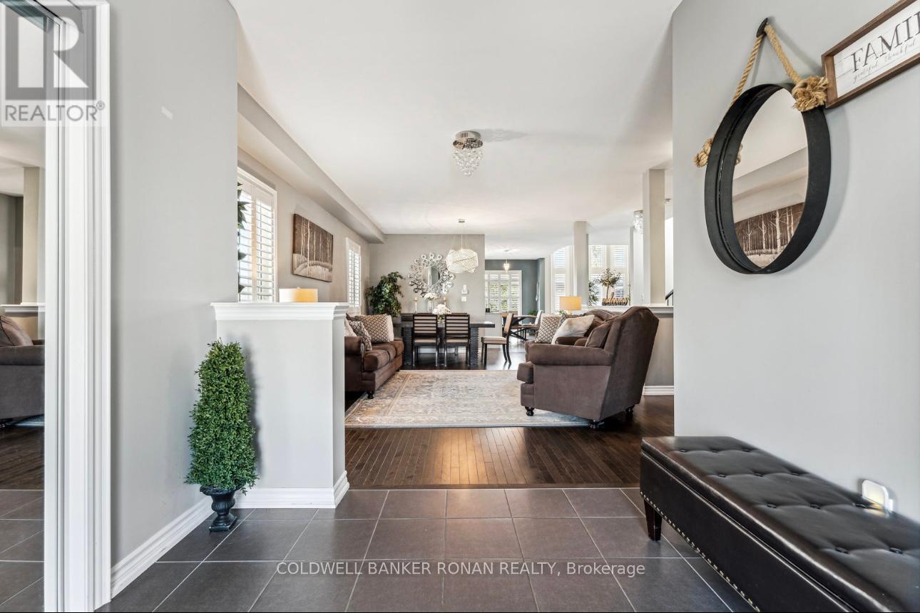 7 Pearl Street, Wasaga Beach, Ontario  L9Z 0G9 - Photo 6 - S12107903