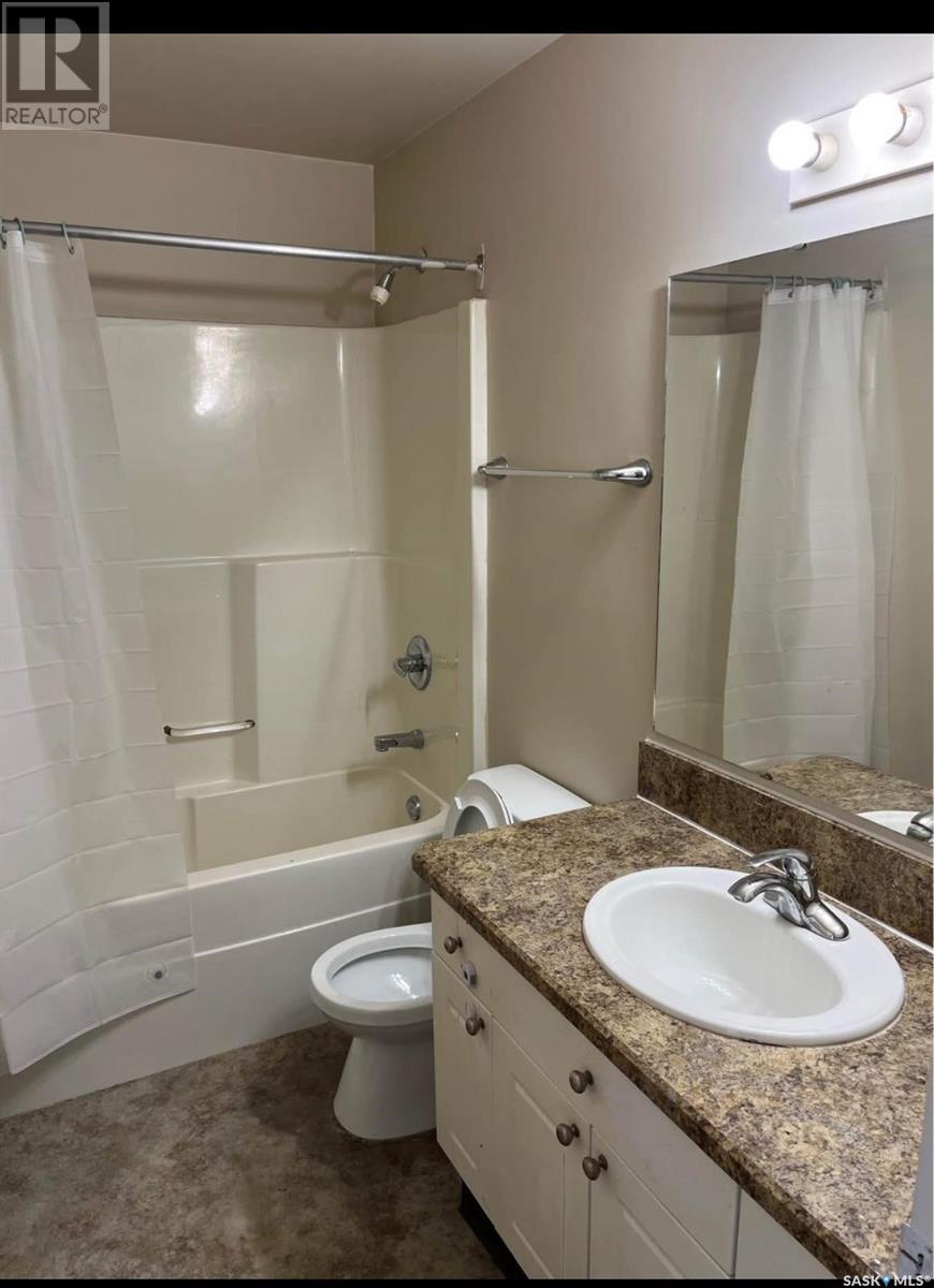 Property at 901 Rae STREET image 5