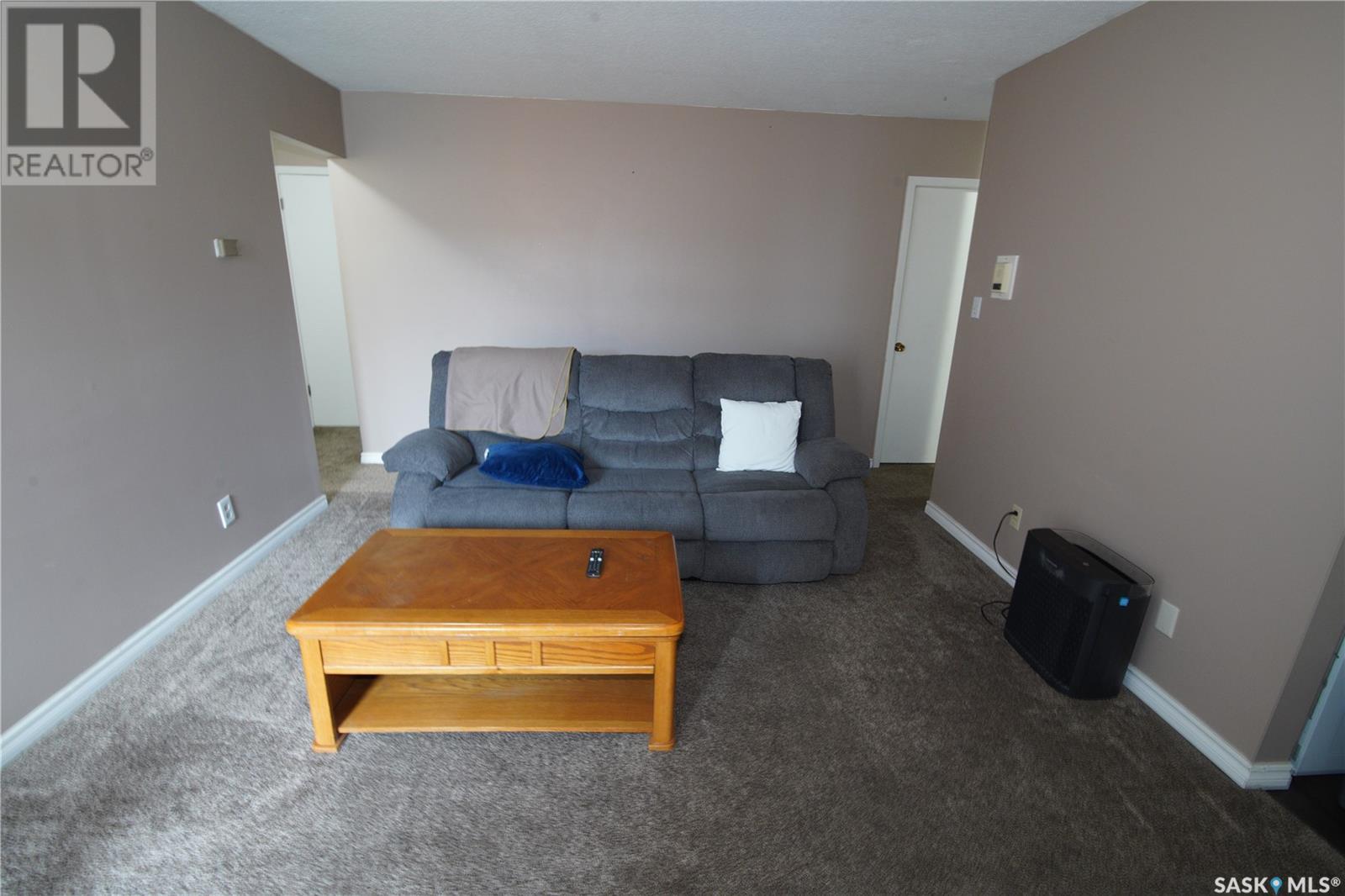Property at 18 26 Shaw STREET image 5