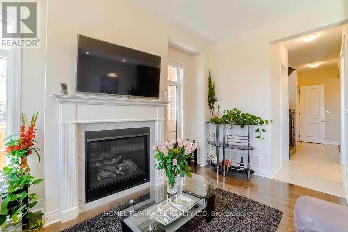 118 Morningside Drive, Halton Hills, Ontario  L7G 0M2 - Photo 10 - W12107902
