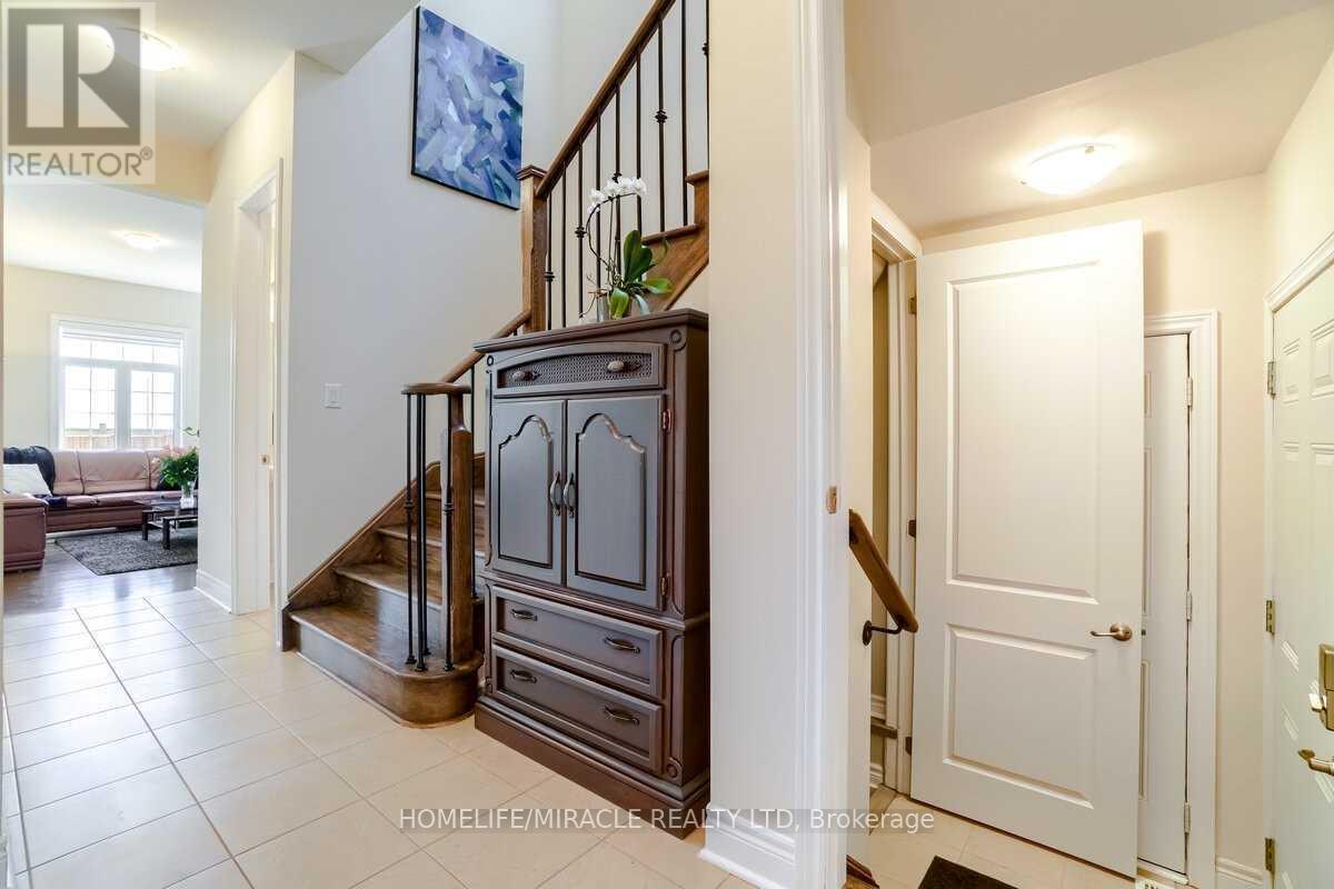 118 Morningside Drive, Halton Hills, Ontario  L7G 0M2 - Photo 17 - W12107902