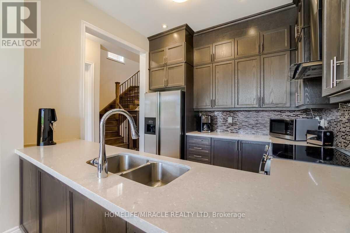 118 Morningside Drive, Halton Hills, Ontario  L7G 0M2 - Photo 7 - W12107902